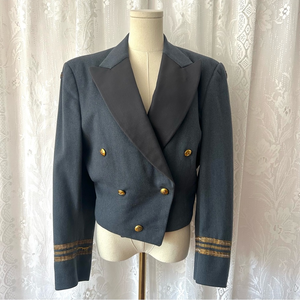 Vintage 1959 Cropped Military Blazer Jacket!
